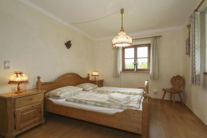 Ferienwohnungen Reiter Kirchanschoring Номер фото